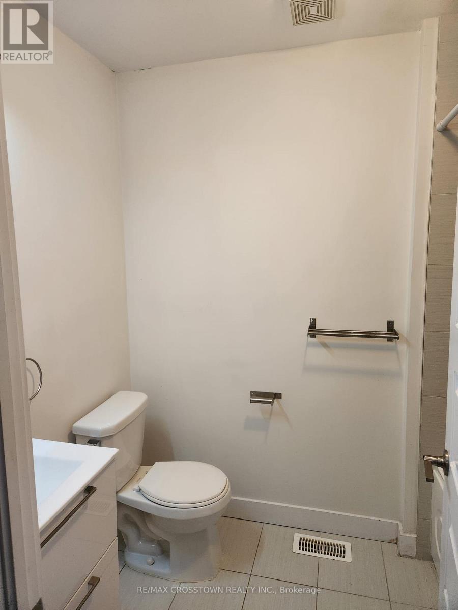 540 Essa Road, Barrie, Ontario  L9J 0H2 - Photo 14 - S12604818