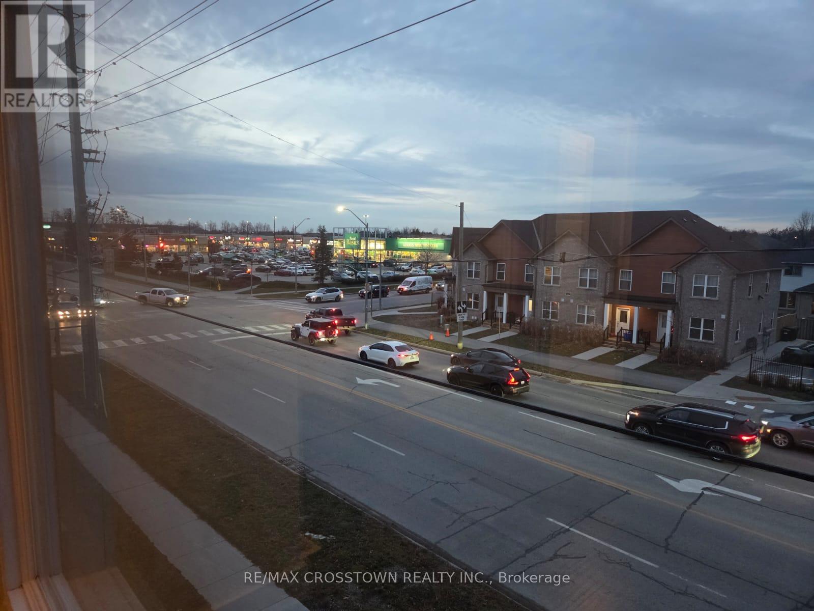 540 Essa Road, Barrie, Ontario  L9J 0H2 - Photo 2 - S12604818