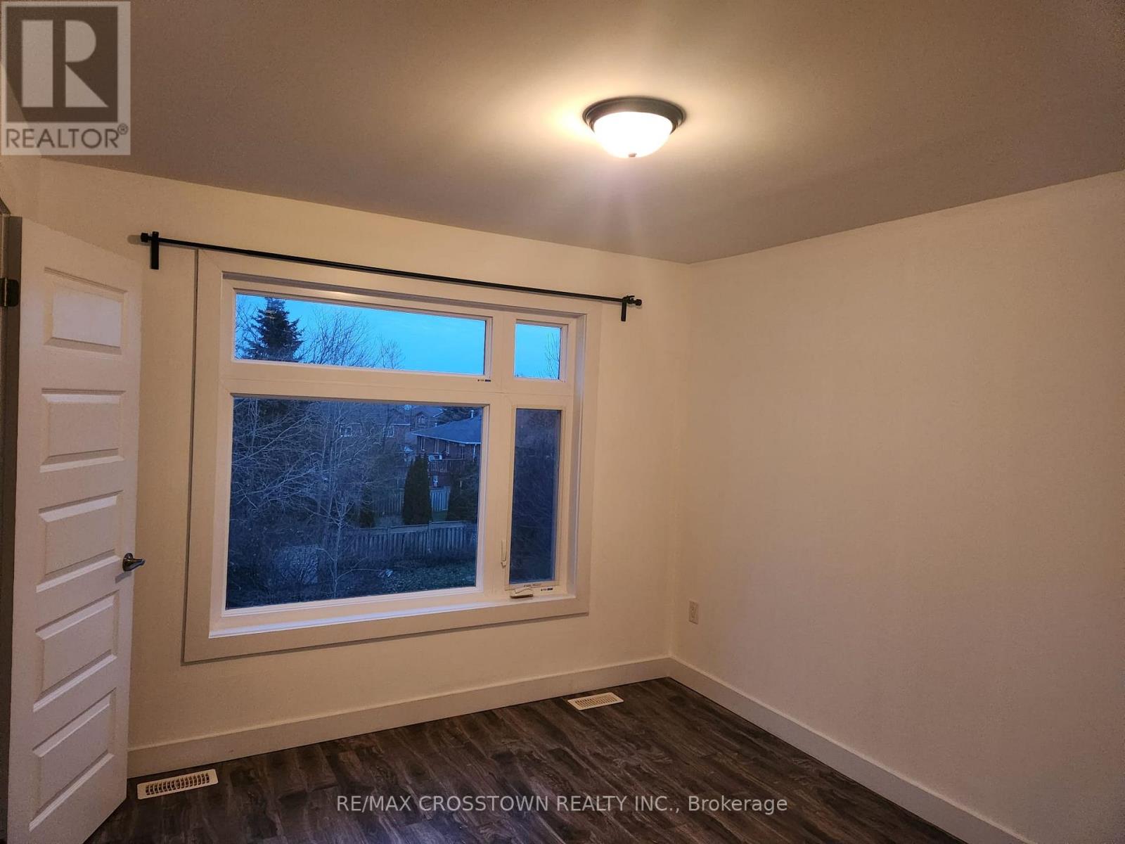 540 Essa Road, Barrie, Ontario  L9J 0H2 - Photo 7 - S12604818