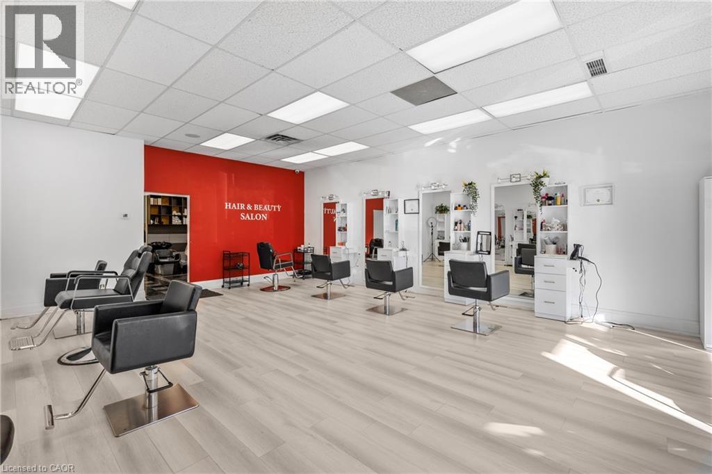 665 Plains Road E, Burlington, Ontario L7T 2E8 - Photo 18 - 40792536