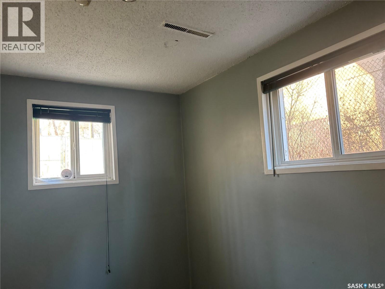 2410 Melrose Avenue, Saskatoon, Saskatchewan  S7J 0V5 - Photo 13 - SK025129