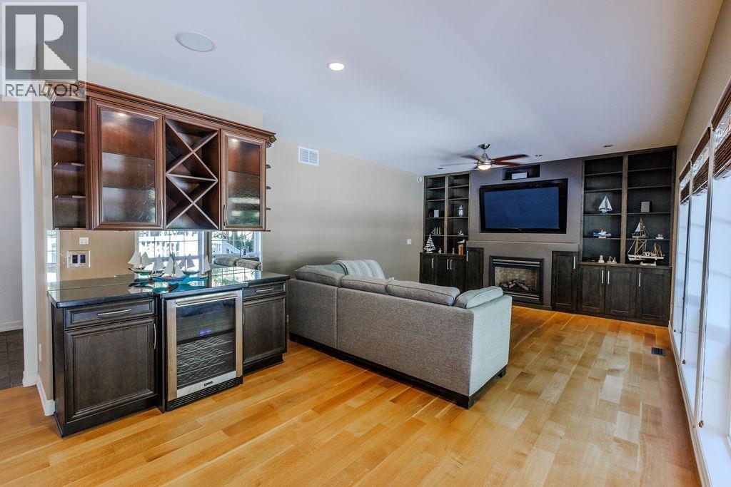 1356 Roberts Creek Road, Roberts Creek, British Columbia  V0N 2W1 - Photo 13 - R2952099