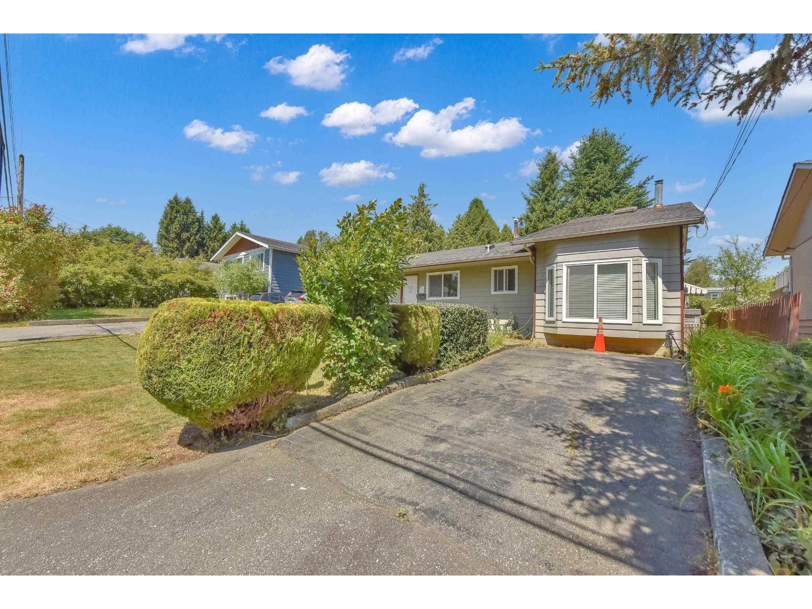 15835 Russell Avenue, White Rock, British Columbia  V4B 2S5 - Photo 10 - R3072394