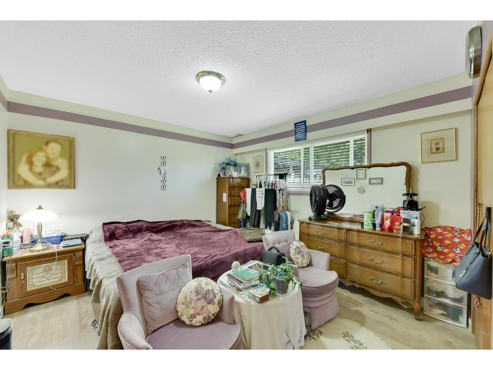 15835 Russell Avenue, White Rock, British Columbia  V4B 2S5 - Photo 17 - R3072394