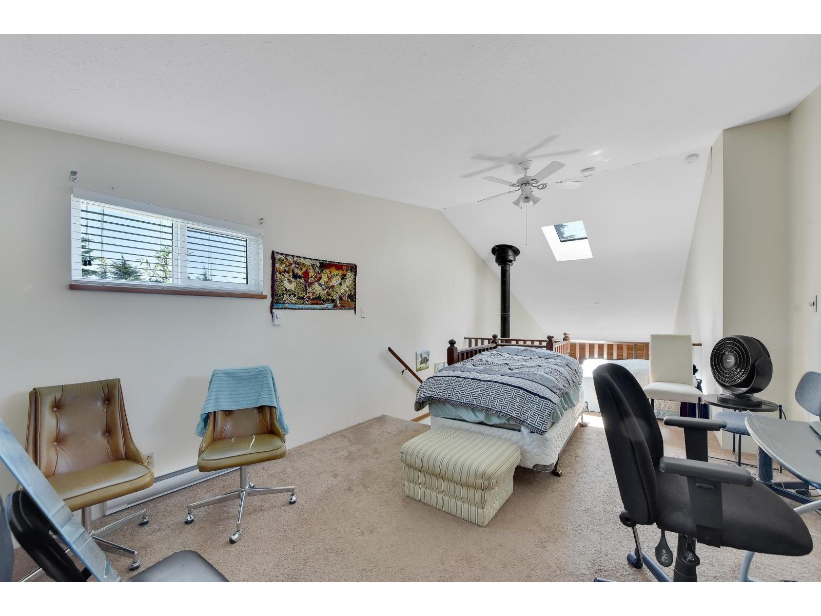 15835 Russell Avenue, White Rock, British Columbia  V4B 2S5 - Photo 25 - R3072394