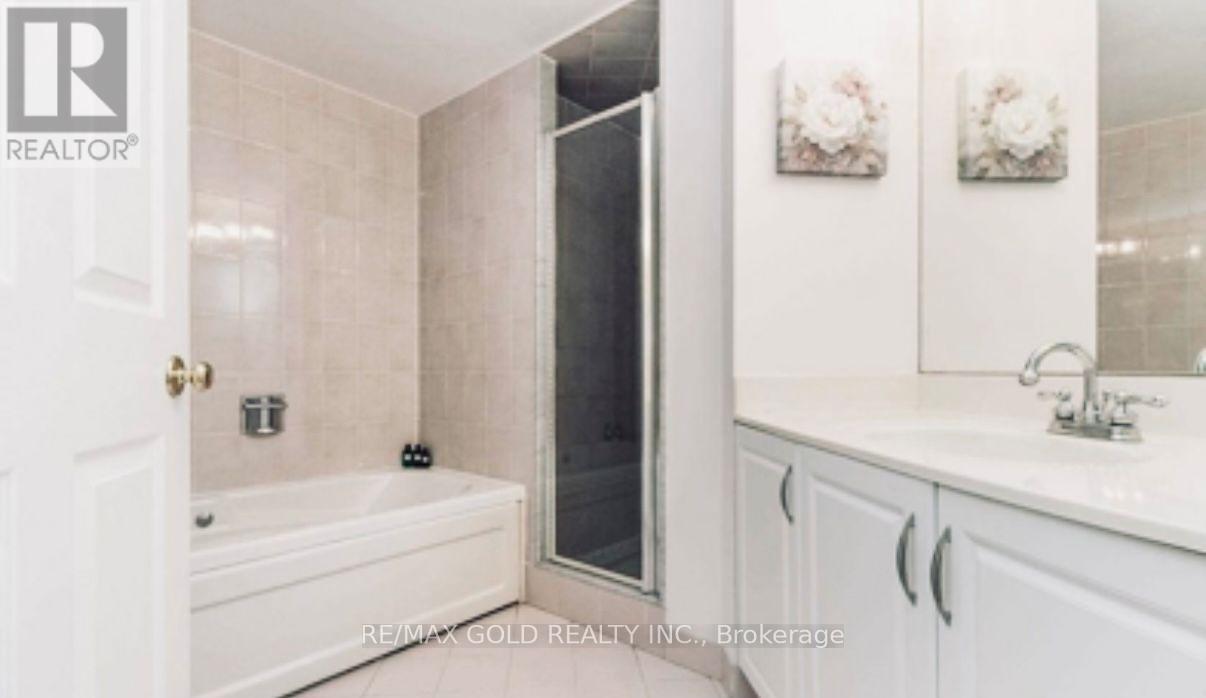 805 - 55 Elm Drive, Mississauga, Ontario  L5B 3Z3 - Photo 21 - W12604684