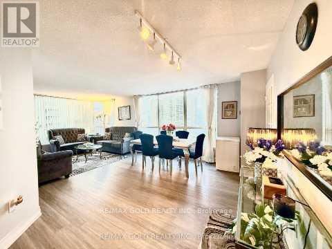 805 - 55 Elm Drive, Mississauga, Ontario  L5B 3Z3 - Photo 5 - W12604684