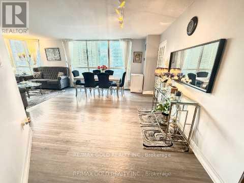 805 - 55 Elm Drive, Mississauga, Ontario  L5B 3Z3 - Photo 7 - W12604684