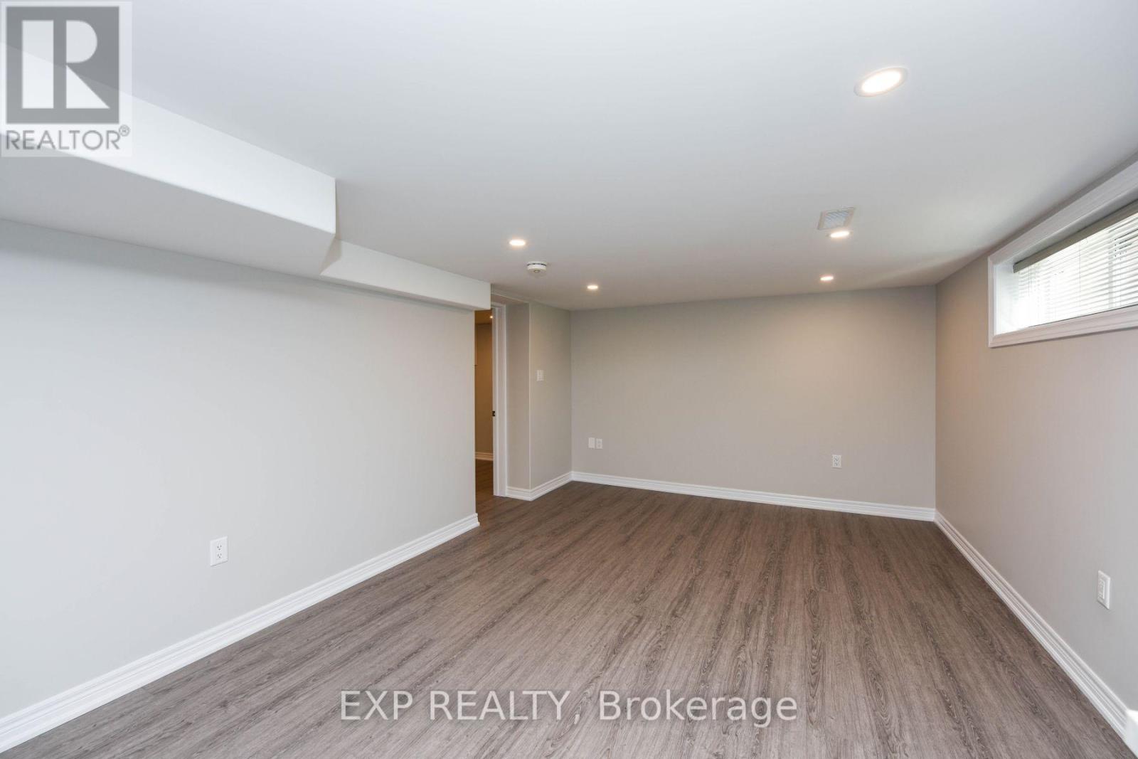 Bsmt Apt - 91 Whitfield Avenue, Toronto, Ontario  M9L 1G8 - Photo 20 - W12604688