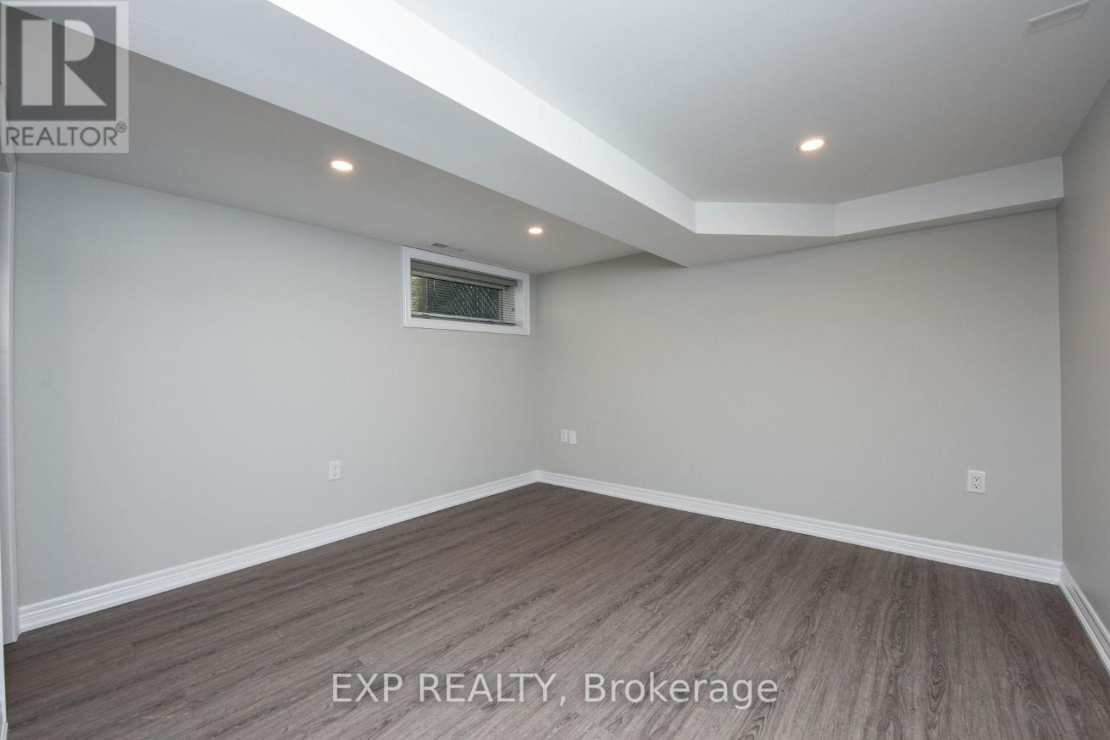 Bsmt Apt - 91 Whitfield Avenue, Toronto, Ontario  M9L 1G8 - Photo 7 - W12604688