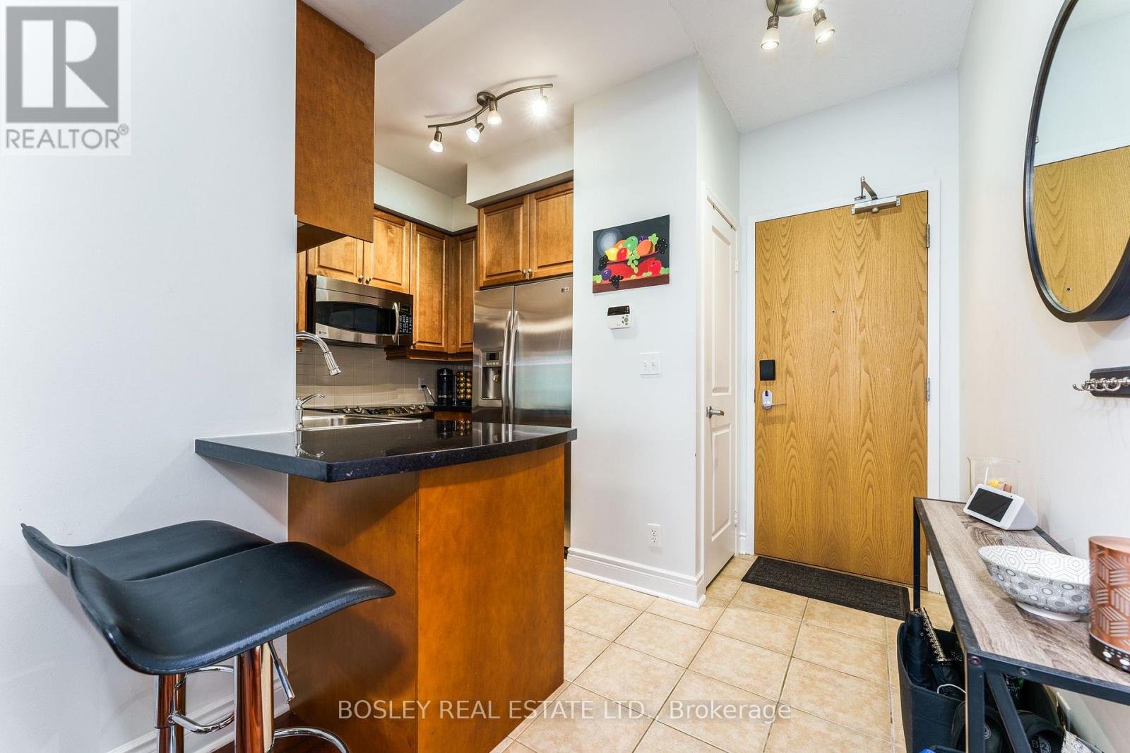 1401 - 1910 Lake Shore Boulevard W, Toronto, Ontario  M6S 1A2 - Photo 16 - W12604702