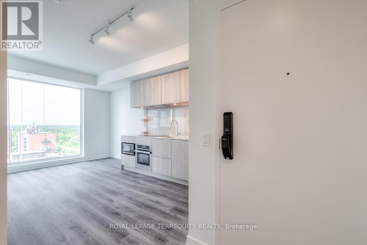 1211 - 28 ANN STREET, Mississauga, Ontario