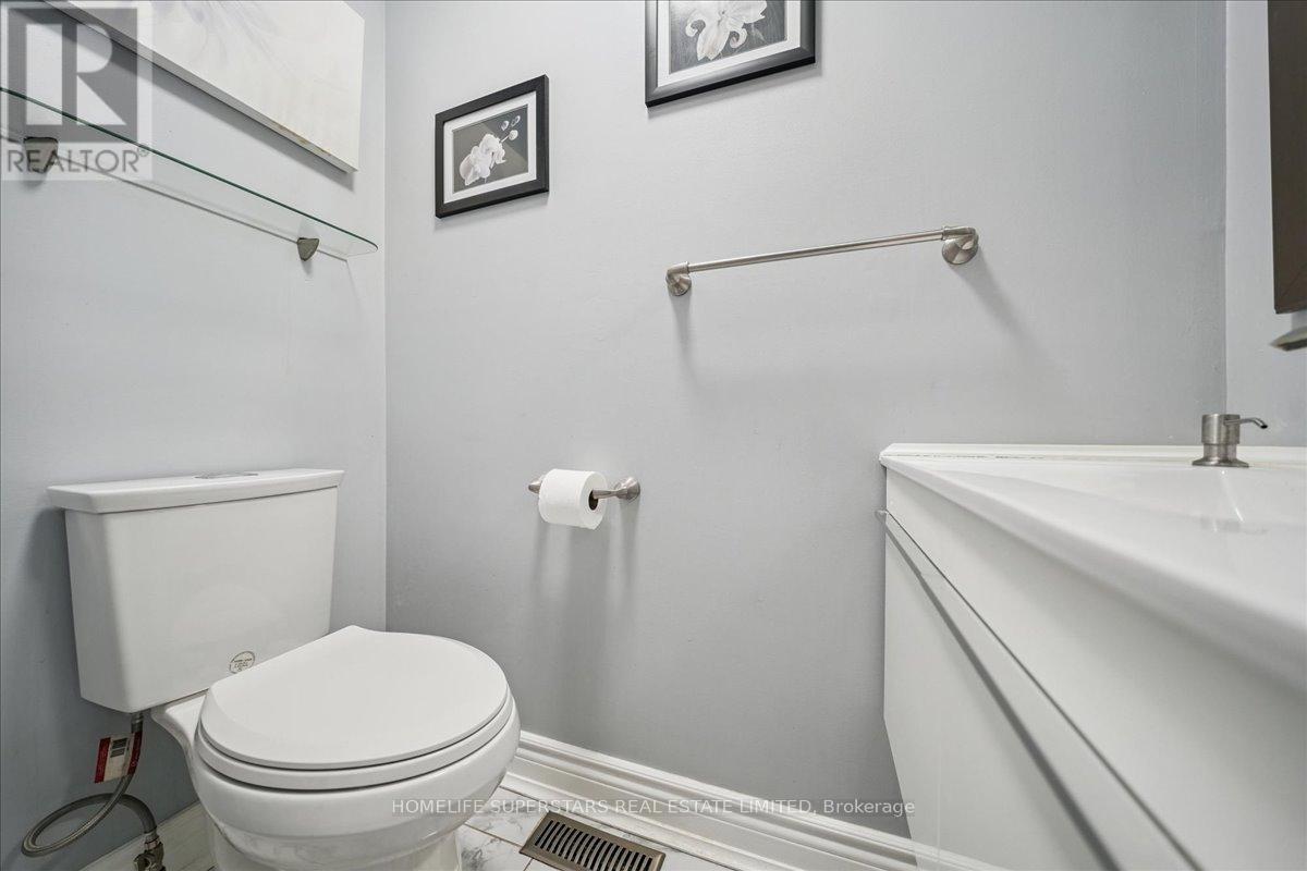 4806 Rosebush Road, Mississauga, Ontario  L5M 5N1 - Photo 11 - W12604750