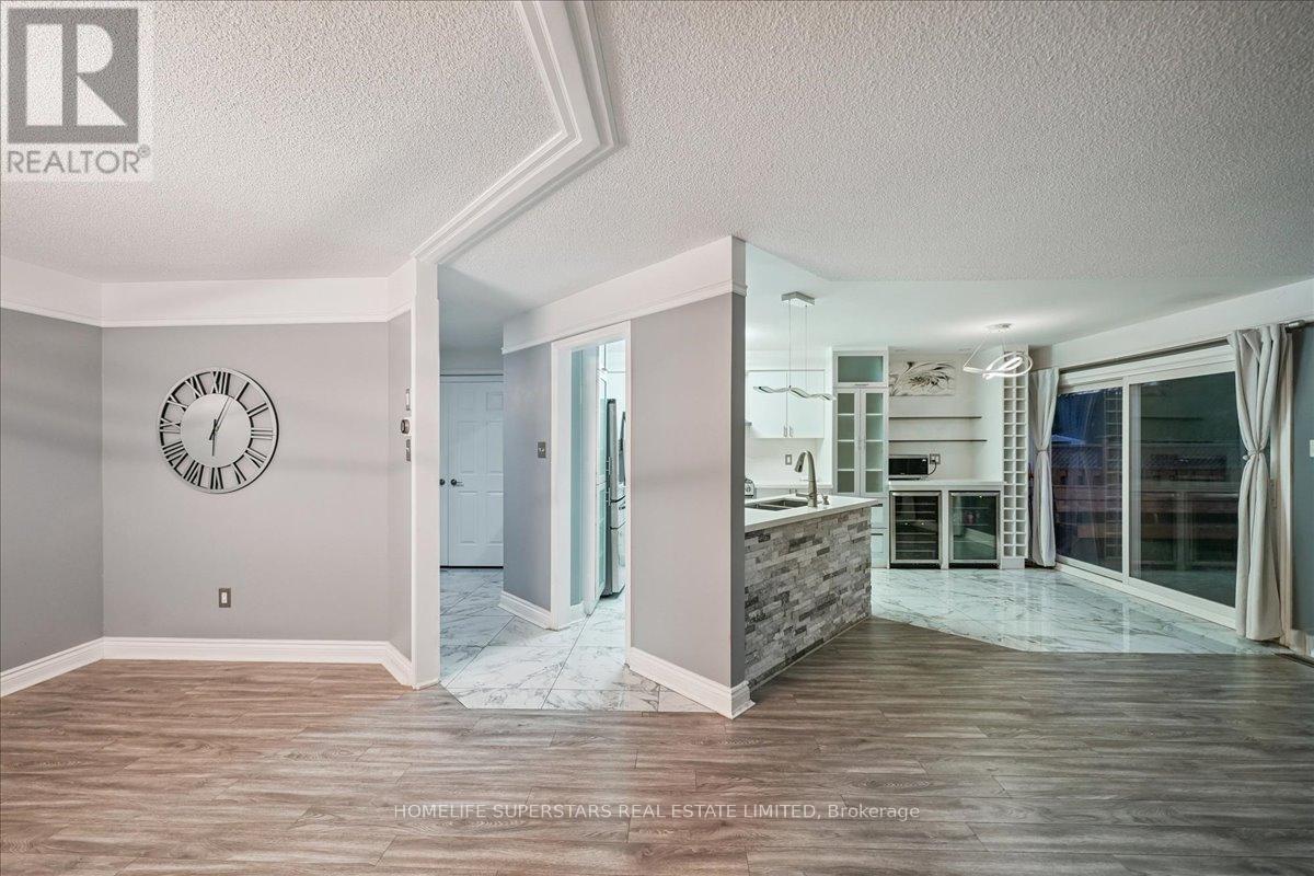 4806 Rosebush Road, Mississauga, Ontario  L5M 5N1 - Photo 13 - W12604750