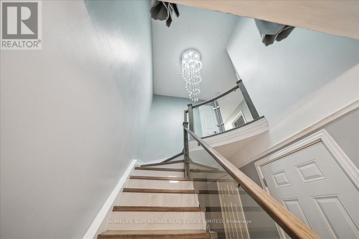 4806 Rosebush Road, Mississauga, Ontario  L5M 5N1 - Photo 15 - W12604750