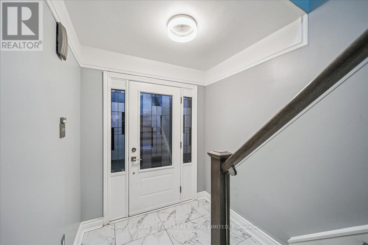 4806 Rosebush Road, Mississauga, Ontario  L5M 5N1 - Photo 5 - W12604750