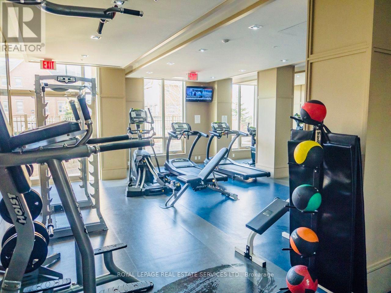 701 - 2470 Prince Michael Drive, Oakville, Ontario  L6H 0G9 - Photo 16 - W12604778