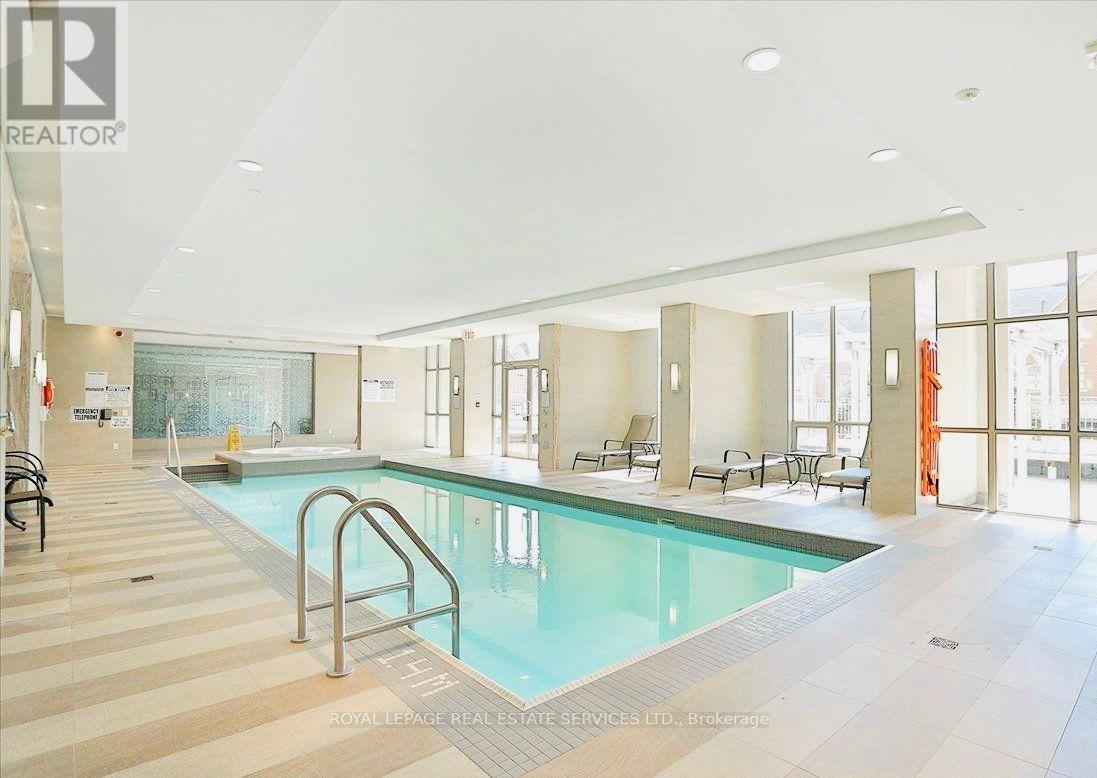 701 - 2470 Prince Michael Drive, Oakville, Ontario  L6H 0G9 - Photo 18 - W12604778