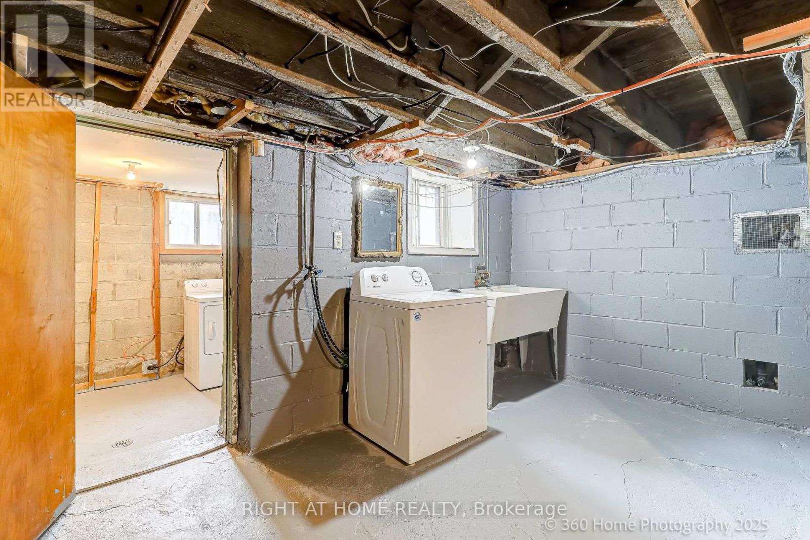 709 Dupont Street, Toronto, Ontario  M6G 1Z5 - Photo 17 - W12604820