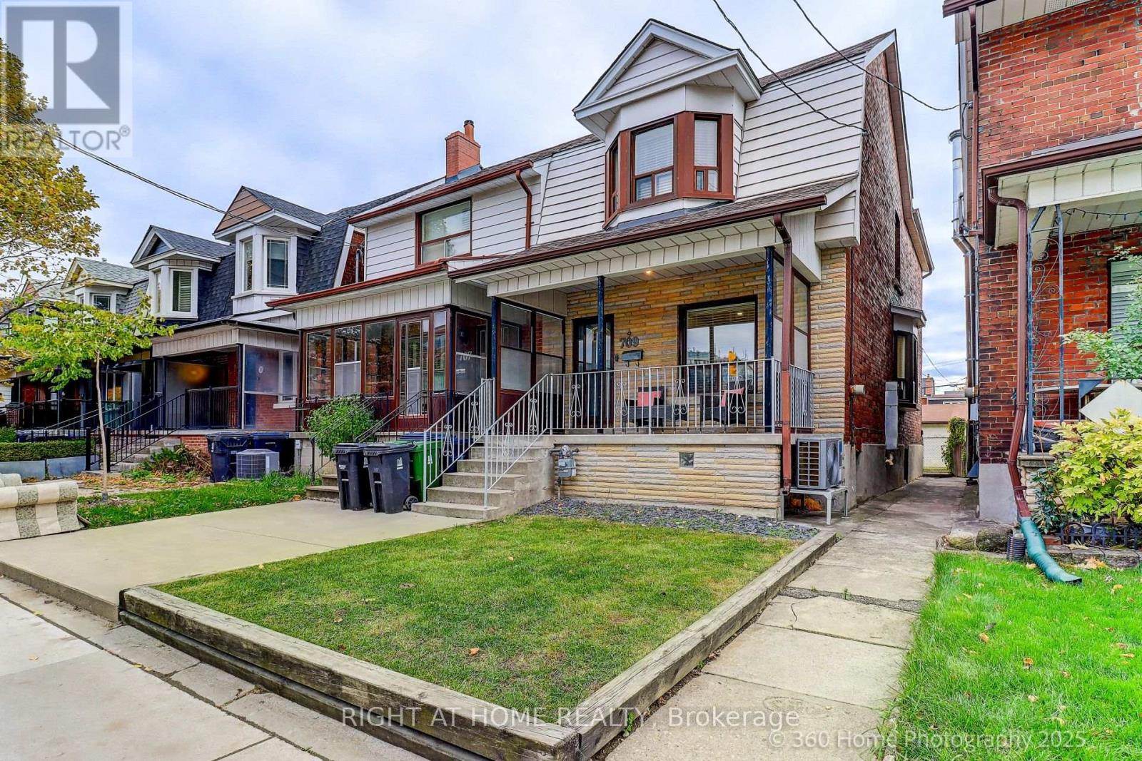 709 Dupont Street, Toronto, Ontario  M6G 1Z5 - Photo 2 - W12604820