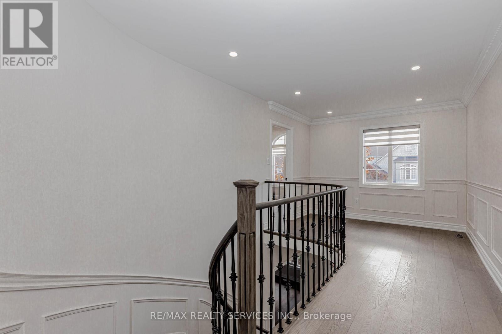 Upper - 50 Amboise Crescent, Brampton, Ontario L7A 3H2 - Photo 18 - W12604822