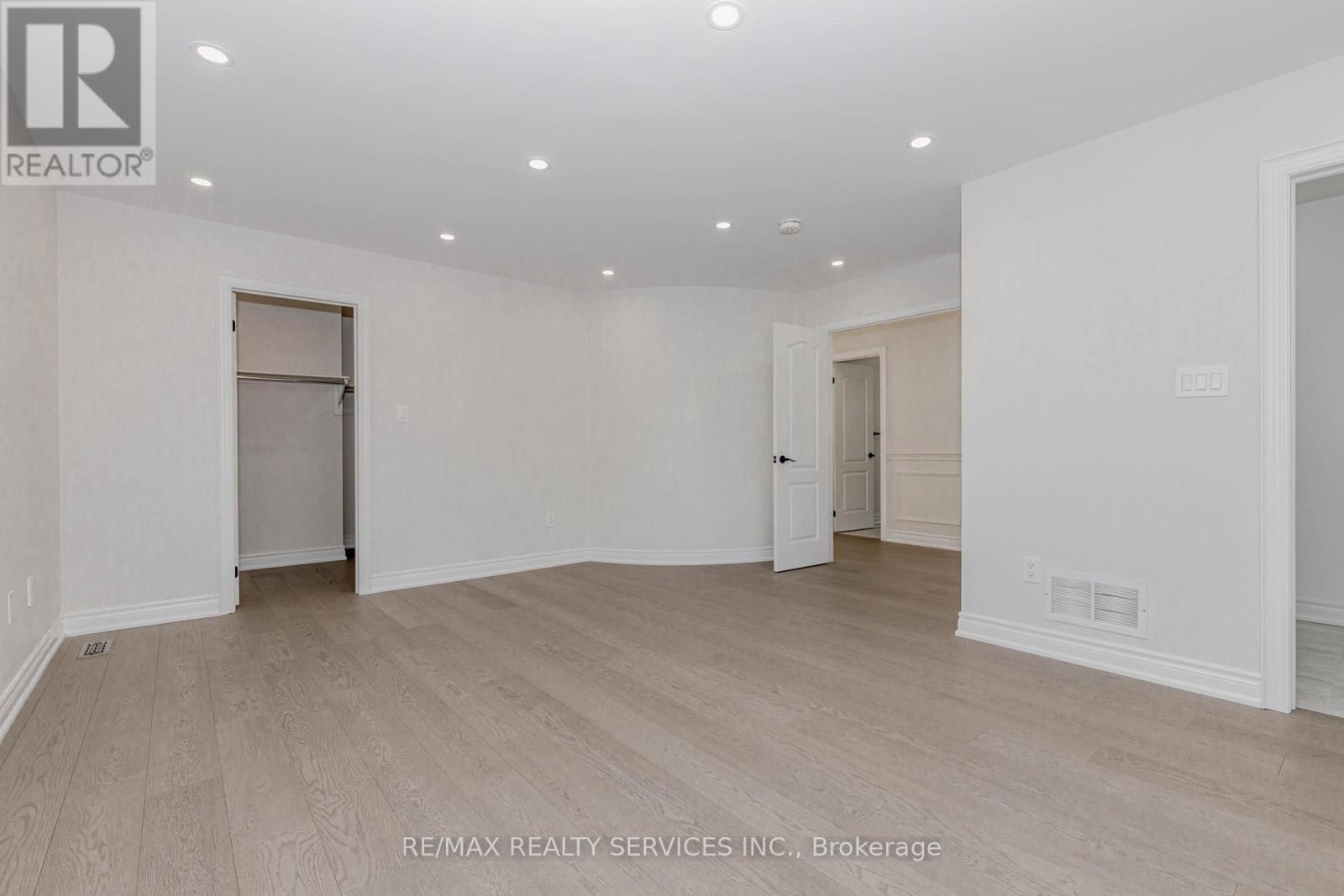 Upper - 50 Amboise Crescent, Brampton, Ontario L7A 3H2 - Photo 20 - W12604822