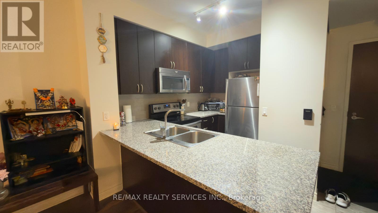 2108 - 339 Rathburn Road W, Mississauga, Ontario  L5B 0K6 - Photo 21 - W12604854