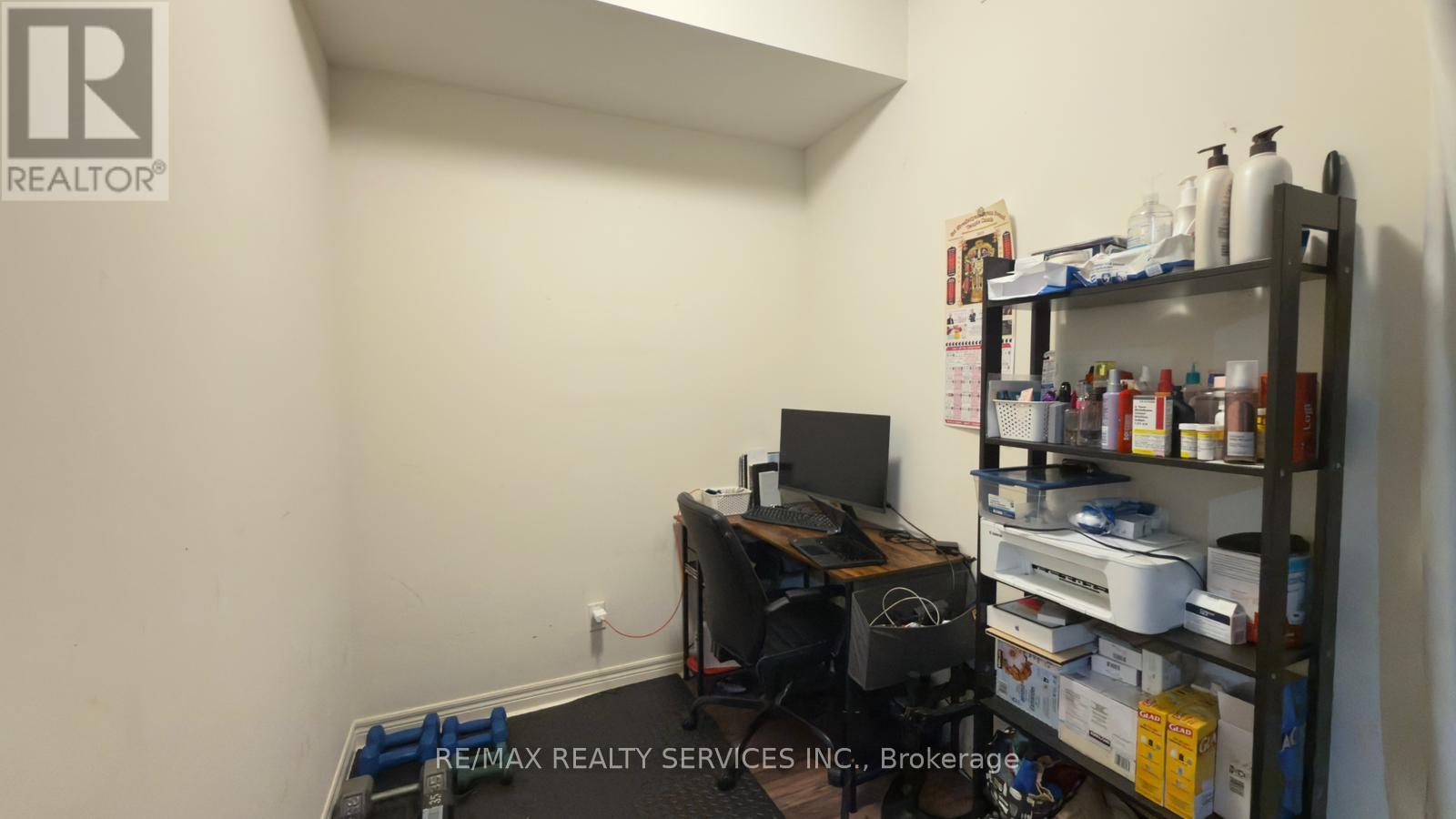 2108 - 339 Rathburn Road W, Mississauga, Ontario  L5B 0K6 - Photo 26 - W12604854