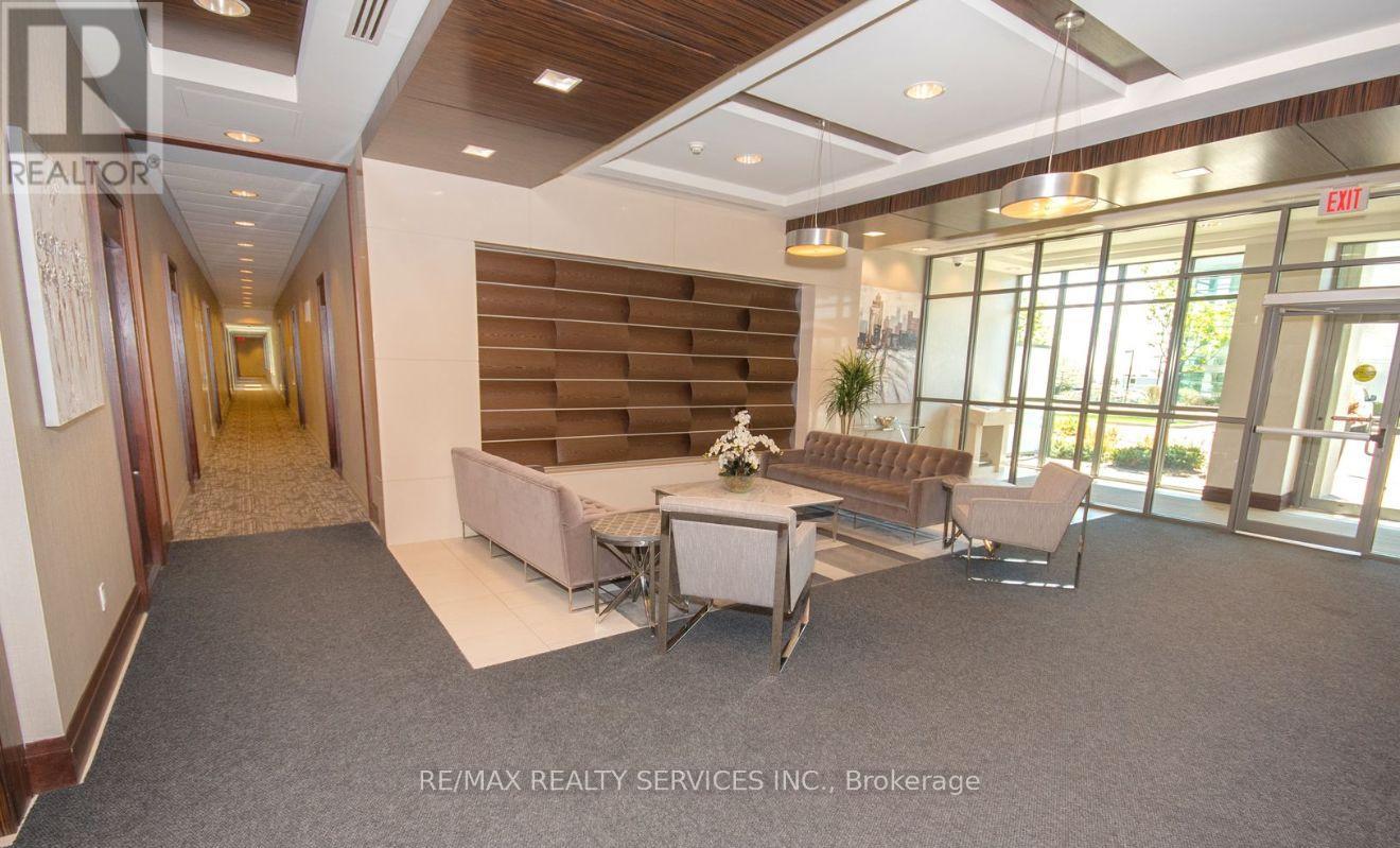 2108 - 339 Rathburn Road W, Mississauga, Ontario  L5B 0K6 - Photo 4 - W12604854