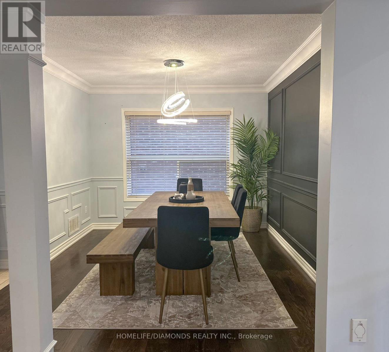 7 Clovercrest Drive, Brampton, Ontario  L7A 2N4 - Photo 10 - W12604868