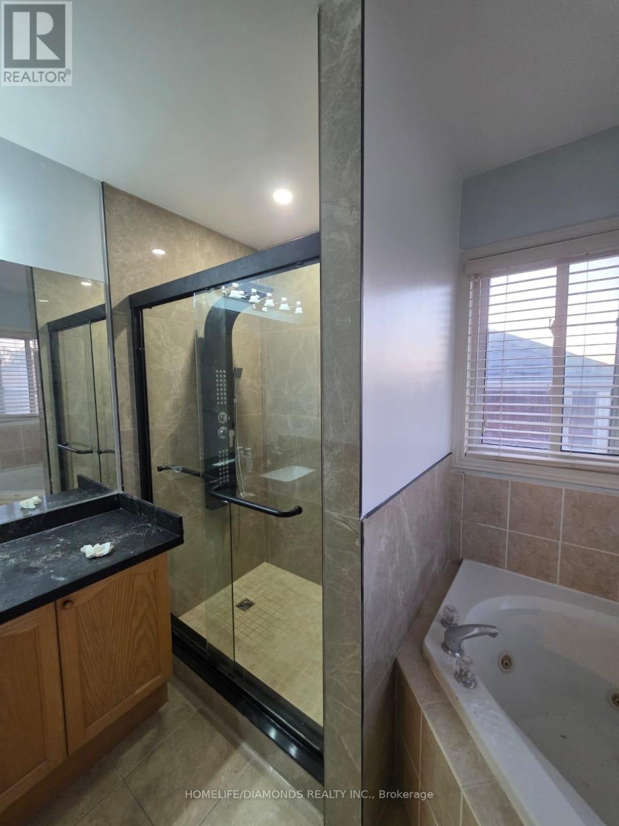 7 Clovercrest Drive, Brampton, Ontario  L7A 2N4 - Photo 21 - W12604868