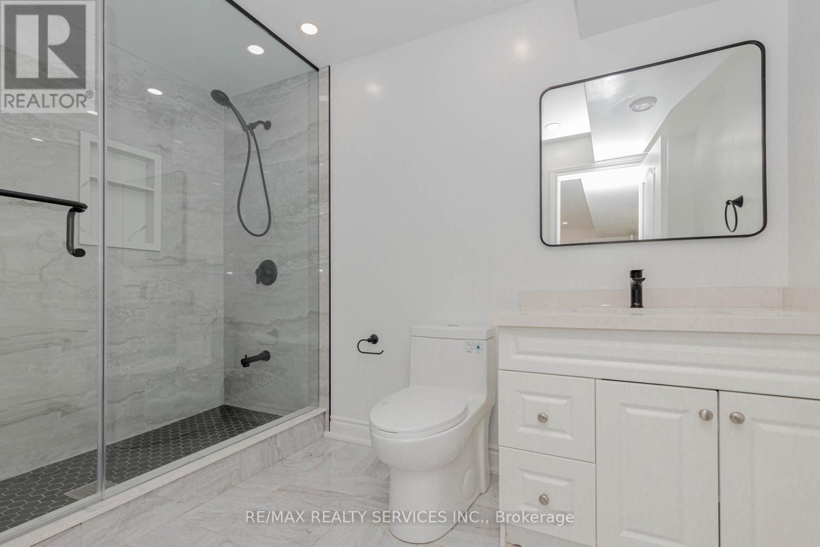 Basement - 50 Amboise Crescent, Brampton, Ontario L7A 3H2 - Photo 19 - W12604874