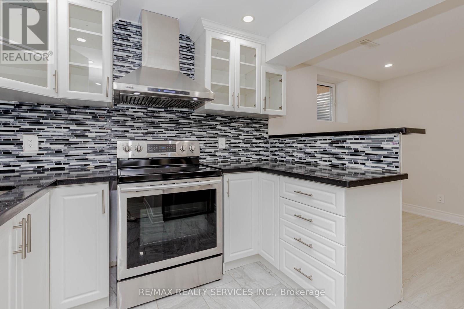 Basement - 50 Amboise Crescent, Brampton, Ontario L7A 3H2 - Photo 8 - W12604874