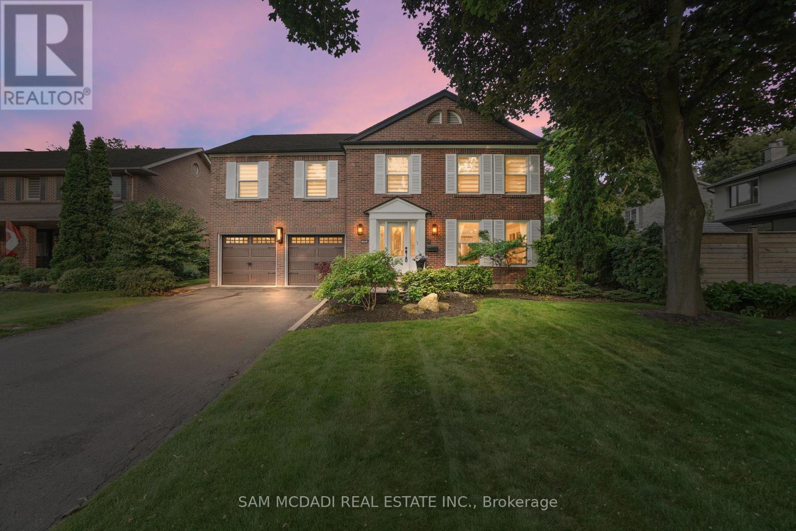 1882 SHERWOOD FORREST CIRCLE, Mississauga, Ontario