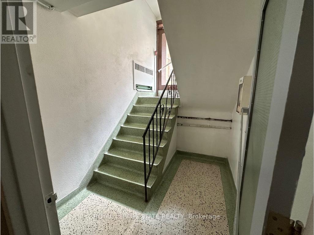 981 Mohawk Road E, Hamilton, Ontario  L8T 2R9 - Photo 36 - X12604698