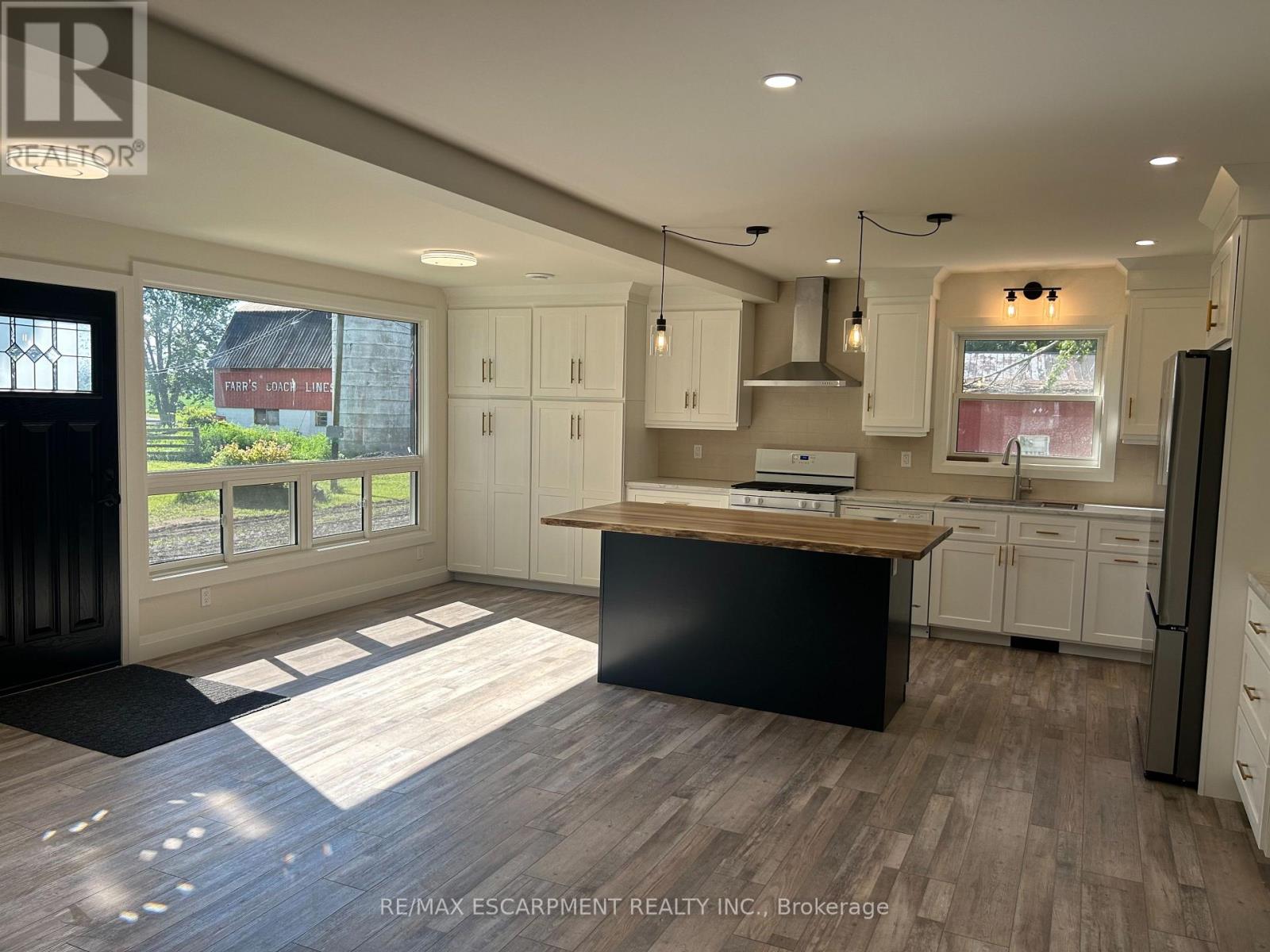 1888b Highway 3 E, Haldimand, Ontario  N1A 2W7 - Photo 3 - X12604708