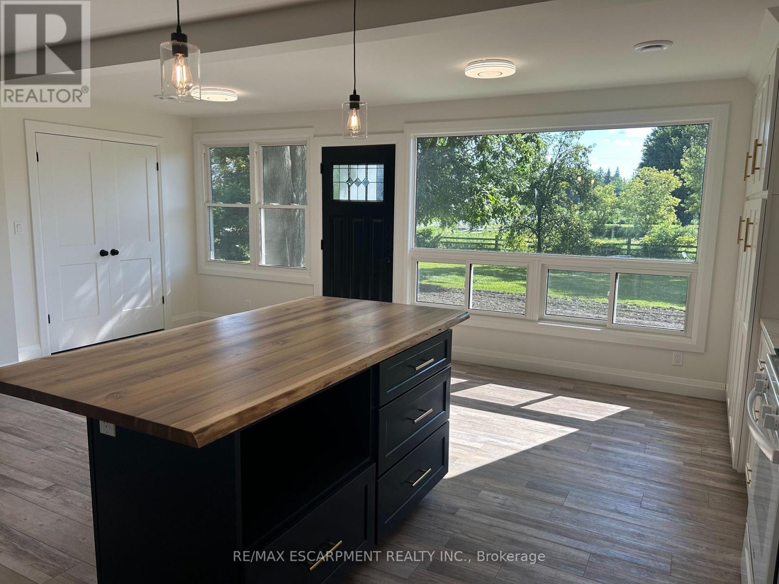 1888b Highway 3 E, Haldimand, Ontario  N1A 2W7 - Photo 5 - X12604708