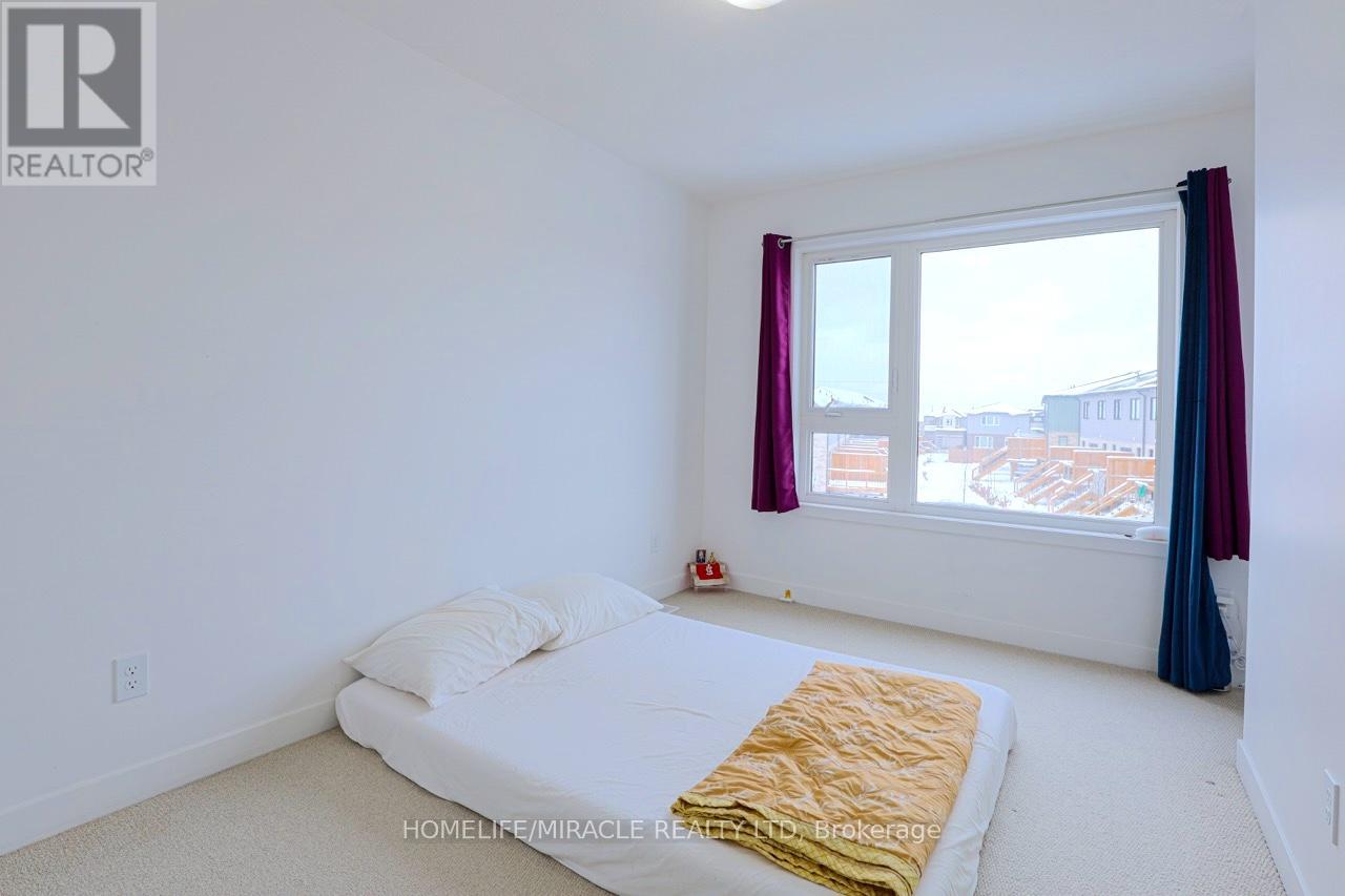 105 Pony Way, Kitchener, Ontario  N2R 0R8 - Photo 23 - X12604814