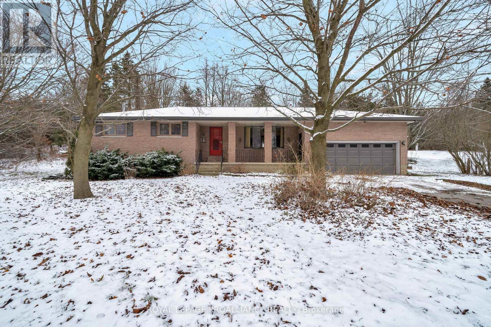 1237 Victoria Road, Prince Edward County, Ontario  K0K 1A0 - Photo 1 - X12604910