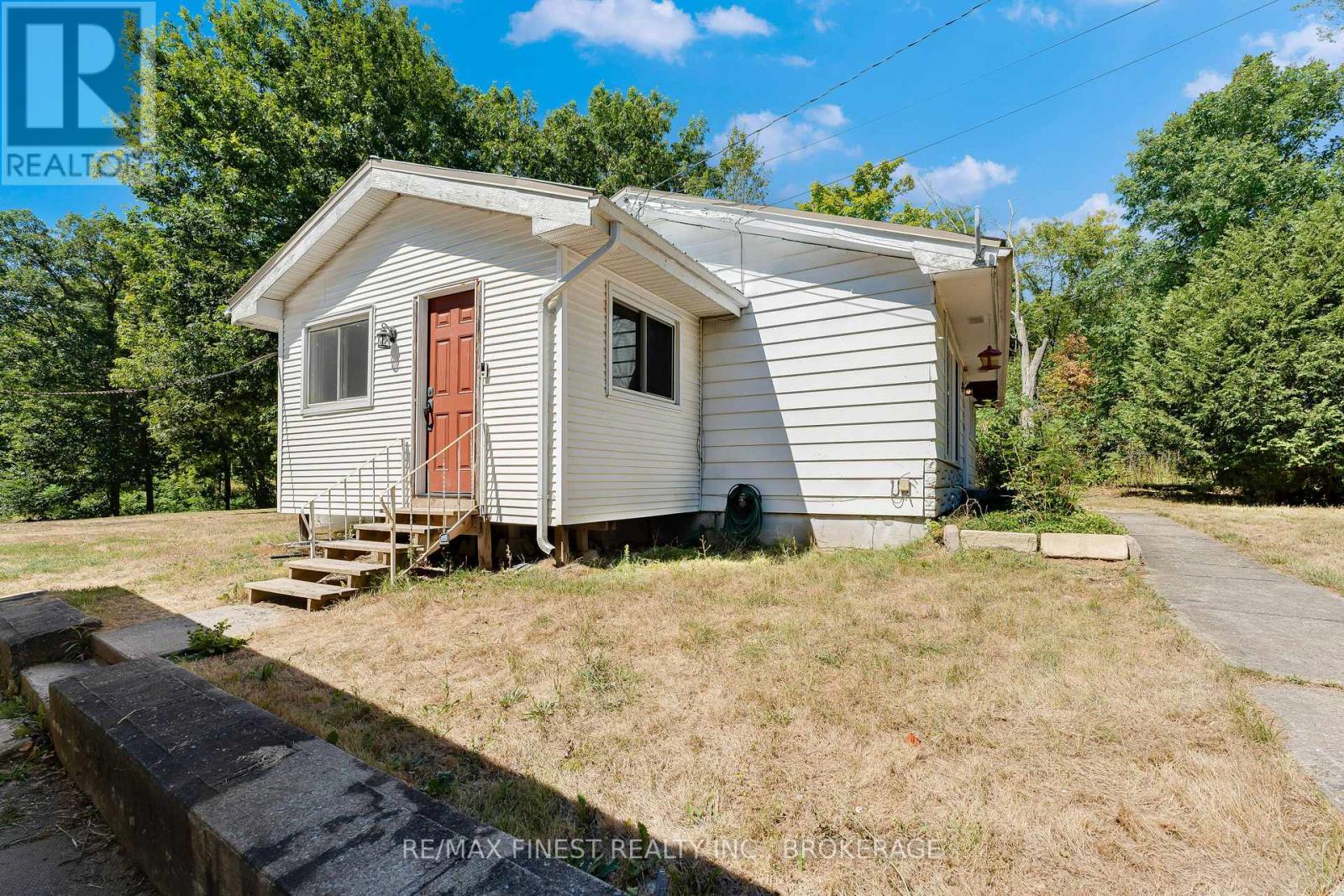 2843 Perth Road, Kingston, Ontario K0H 1S0 - Photo 21 - X12604980