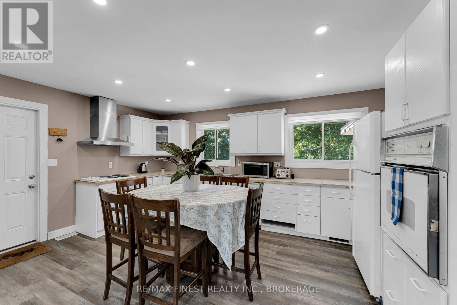 2843 Perth Road, Kingston, Ontario K0H 1S0 - Photo 7 - X12604980