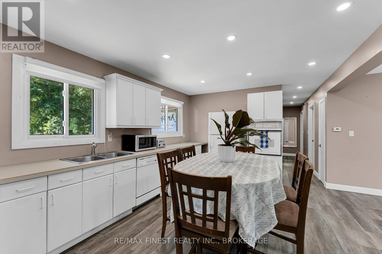 2843 Perth Road, Kingston, Ontario K0H 1S0 - Photo 8 - X12604980