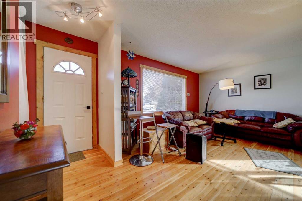 452 16 Street, Fort Macleod, Alberta  T0L 0Z0 - Photo 4 - A2262286