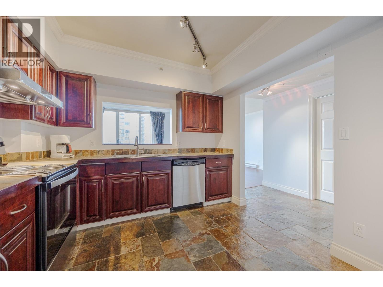 Ph1 1180 Pinetree Way, Coquitlam, British Columbia  V3B 7L2 - Photo 7 - R3071867