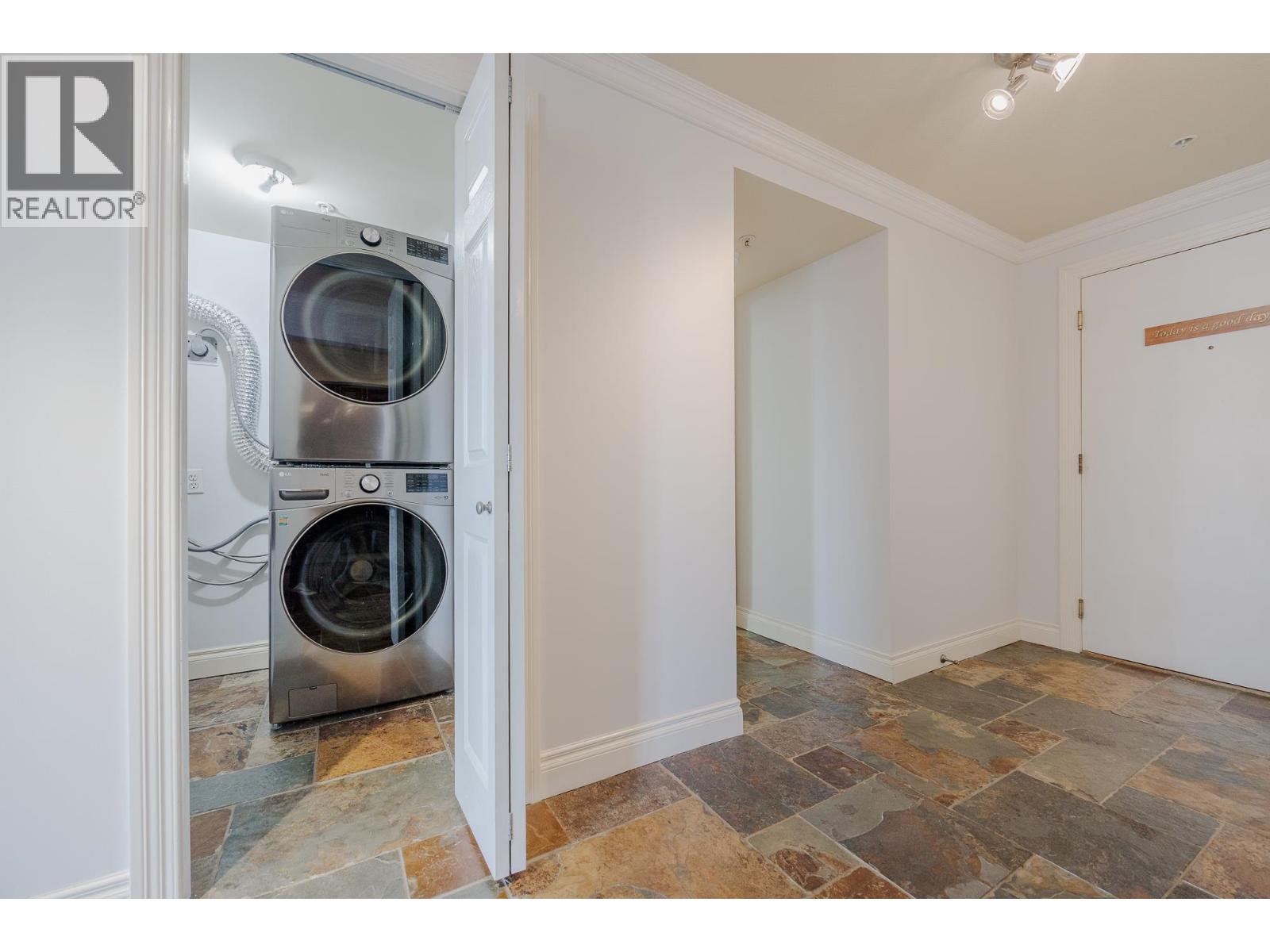 Ph1 1180 Pinetree Way, Coquitlam, British Columbia  V3B 7L2 - Photo 35 - R3071867