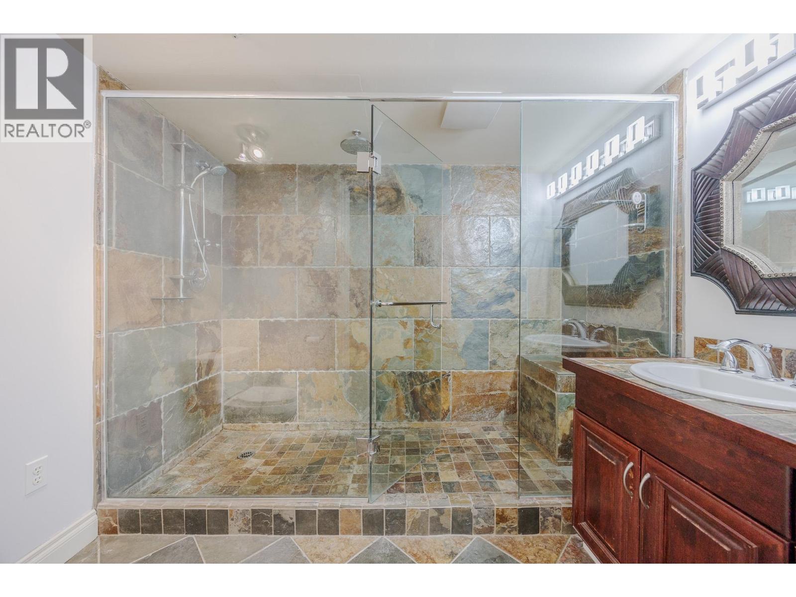 Ph1 1180 Pinetree Way, Coquitlam, British Columbia  V3B 7L2 - Photo 25 - R3071867