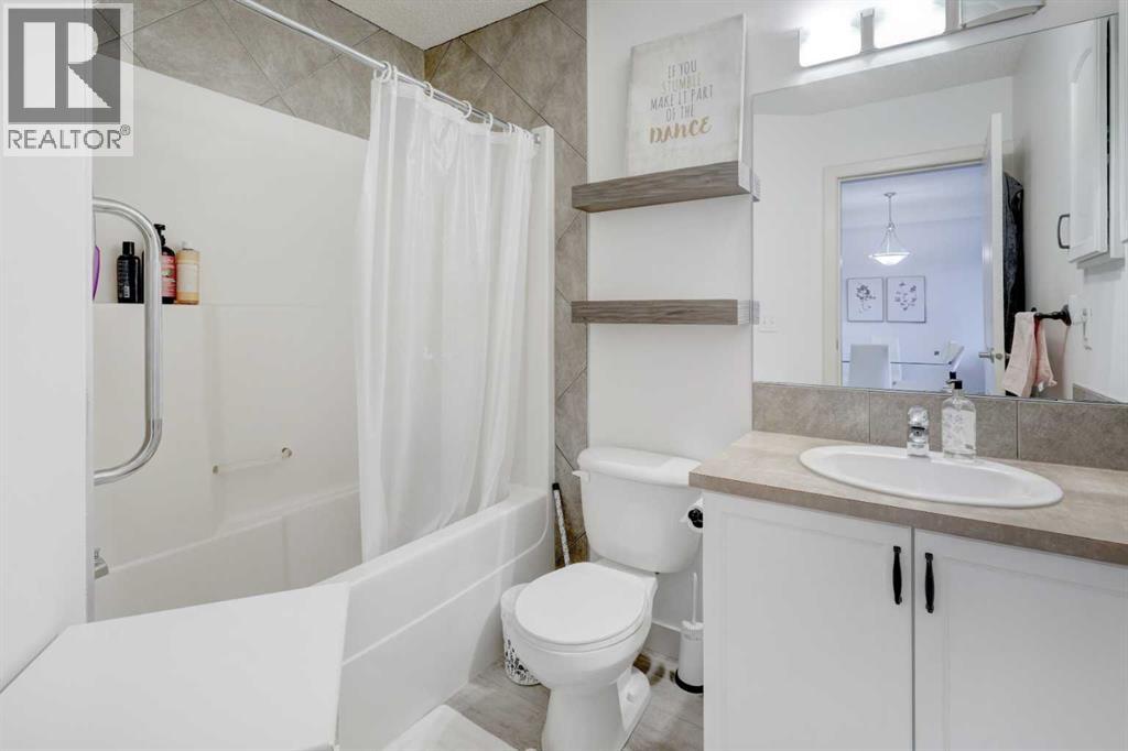 402, 120 Country Village Circle Ne, Calgary, Alberta  T3K 0E4 - Photo 21 - A2273623