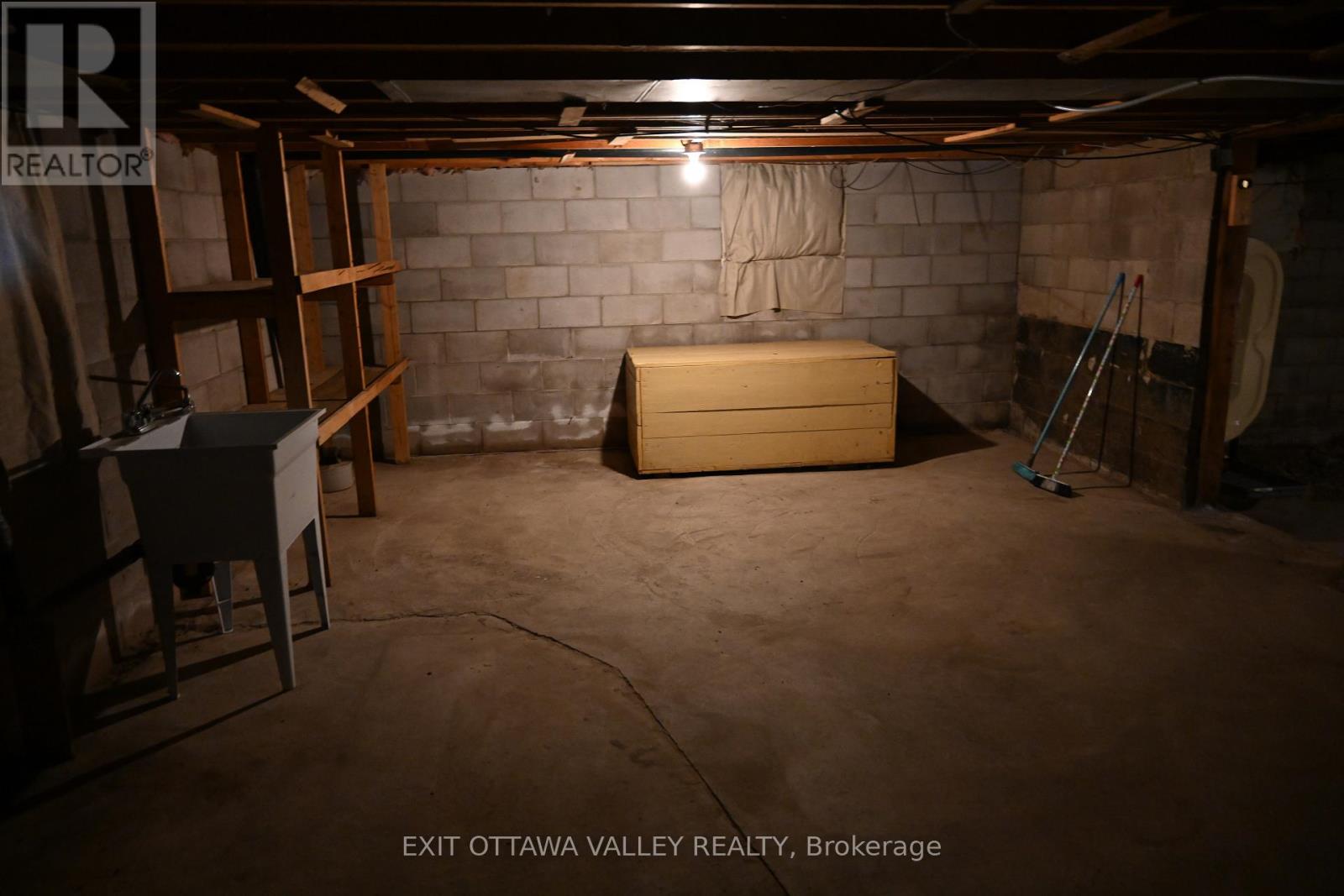 2776 Fourth Chute Road, Bonnechere Valley, Ontario  K0J 1T0 - Photo 18 - X12604984