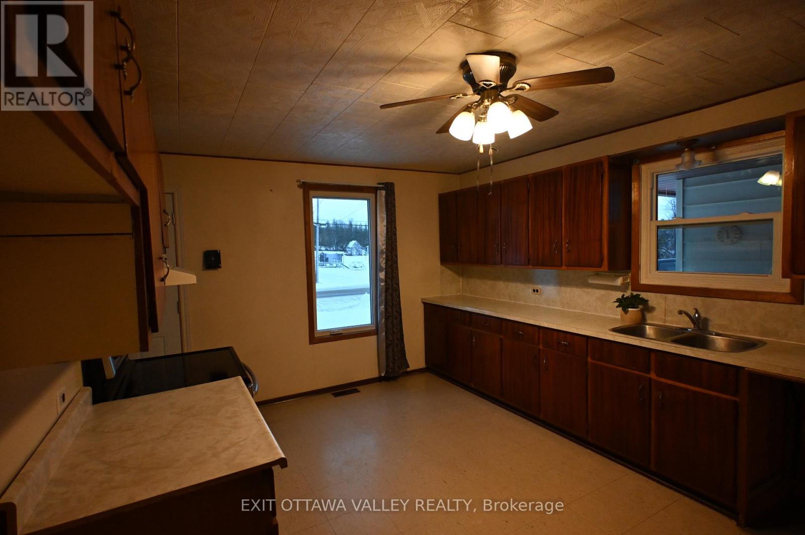 2776 Fourth Chute Road, Bonnechere Valley, Ontario  K0J 1T0 - Photo 4 - X12604984