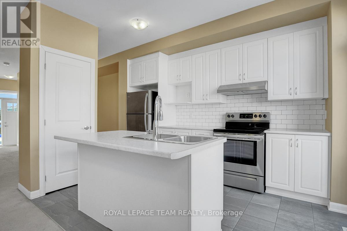 545 Decoeur Drive, Ottawa, Ontario  K4A 5G7 - Photo 15 - X12604992